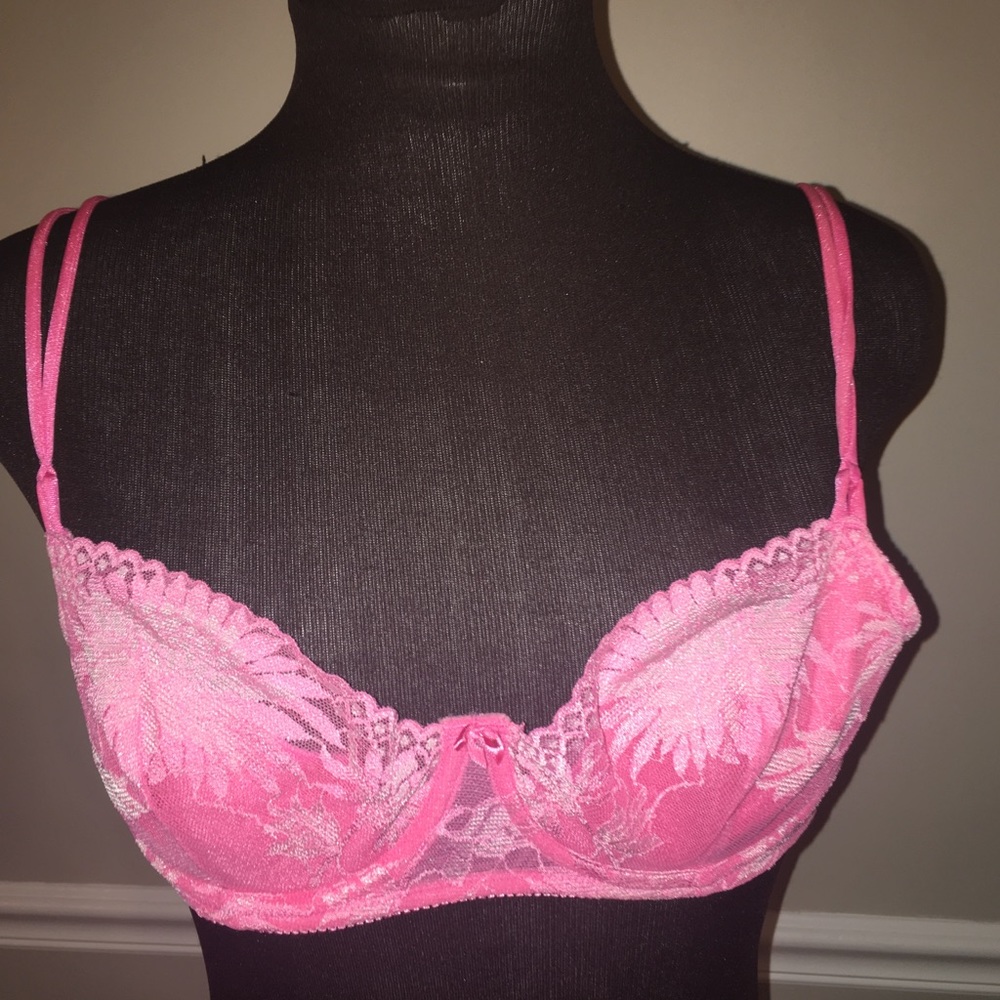 Victoria’s Secret Women’s‎ bra 34C Pink Lace